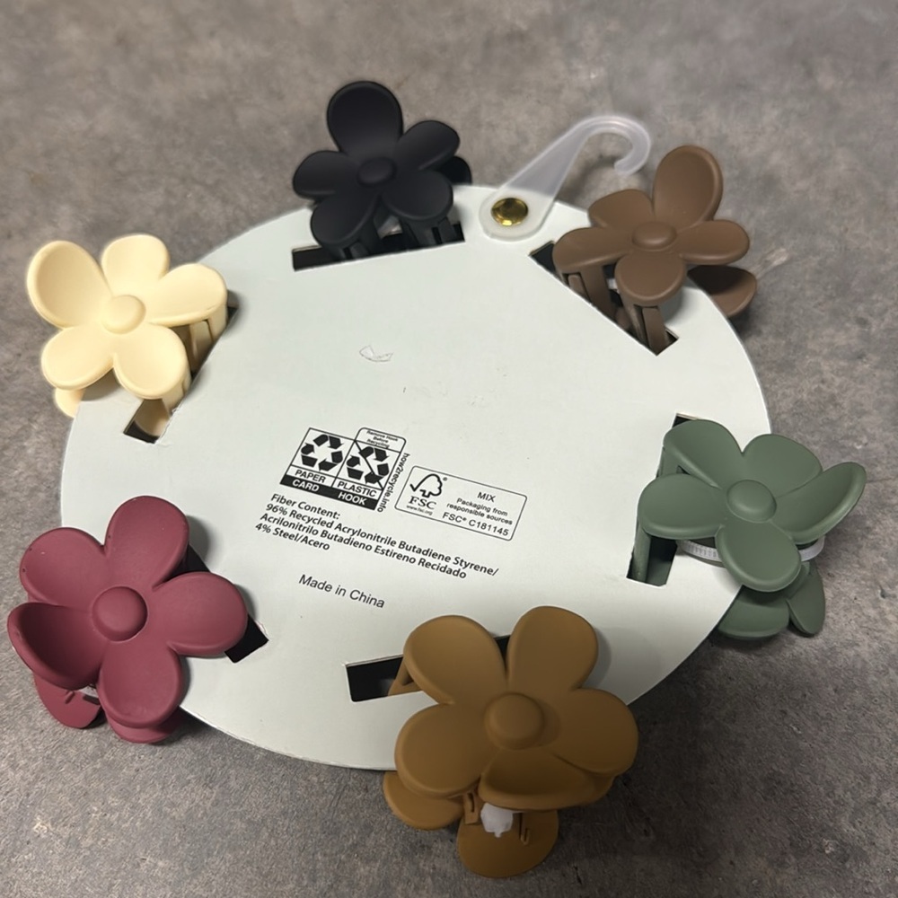 NWT Sunday State Flower Claw Hair Clip Set, Neutral - Picture 2 of 2